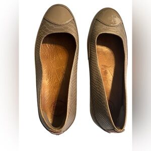 Fitop Reptile Prunt Platform Flat Taupe Shoe Size 7.5